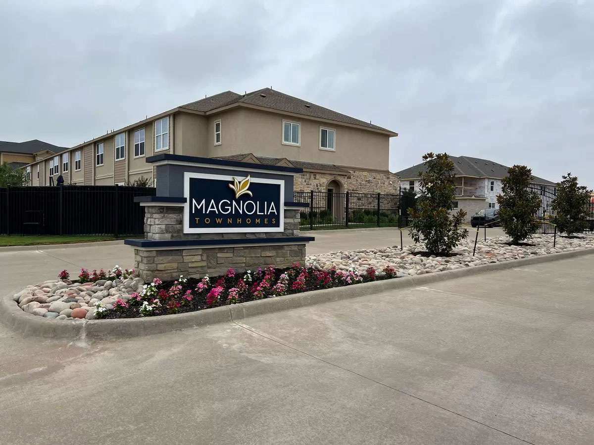 Magnolia townhomes entrance-edited
