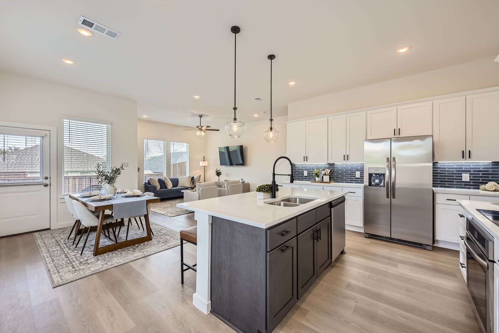 8103 Sawyer Dr - Web Quality - 009 - 14 Kitchen